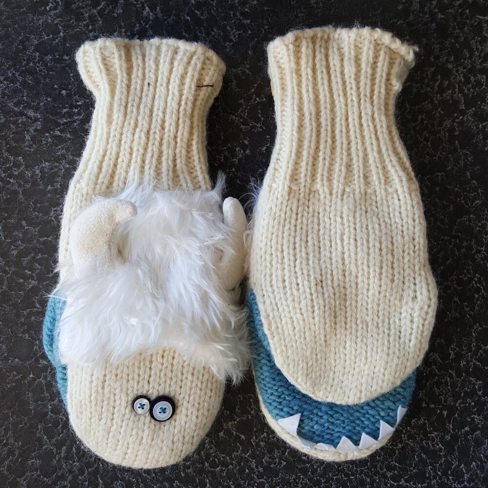Knitwist ! Wool Blend Youth/ Adult mittens
